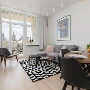https://city-panorama-spacious-apartment-by-renters.warsawhotelspoland.com